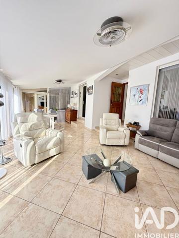 Maison à vendre 5 pièces 123 m² Cuers