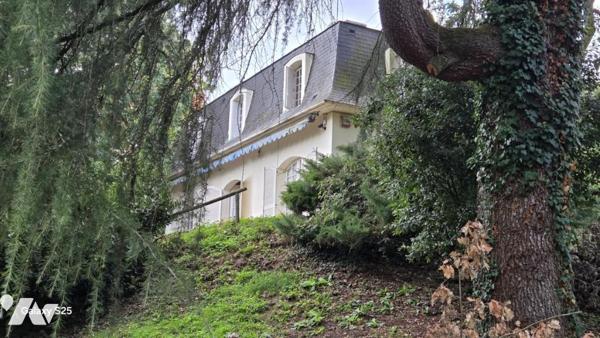 Maison vue dégagée Oudon bourg 139m² - 4 chambres- Terrain 6249 m²