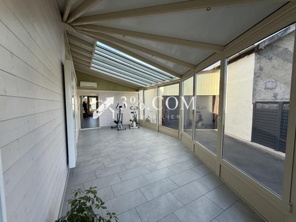 Maison 7 pièce(s) 3 chambre(s) 162 m²