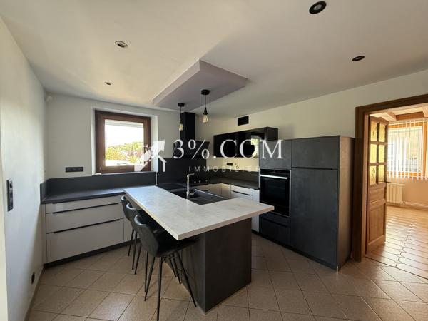 Maison 7 pièce(s) 3 chambre(s) 162 m²