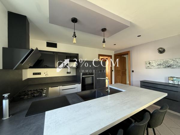 Maison 7 pièce(s) 3 chambre(s) 162 m²