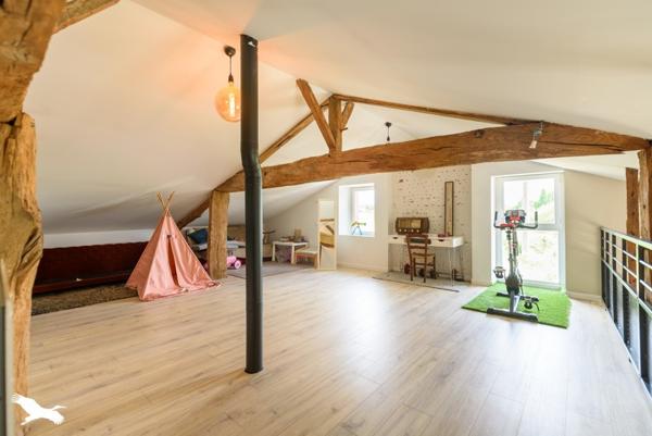 Maison à vendre 241 960 € Cazères-sur-l'Adour 6 p 217 m² DPE C