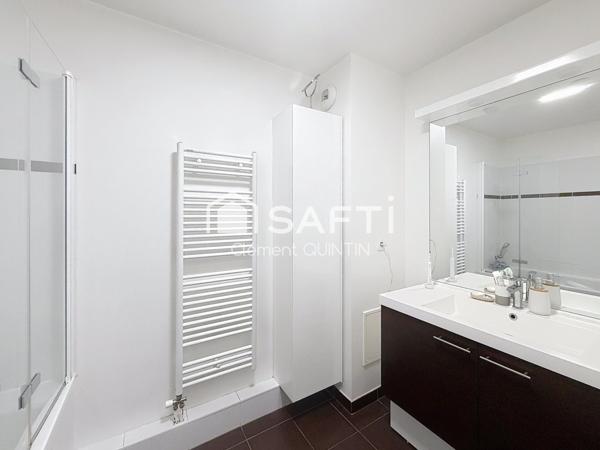 CONSTRUCTION RÉCENTE - GARE À PIED - POSEZ VOS VALISES