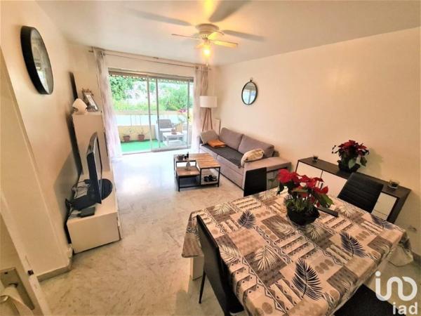 Appartement 2 pièces de 48 m² à Menton (06500)