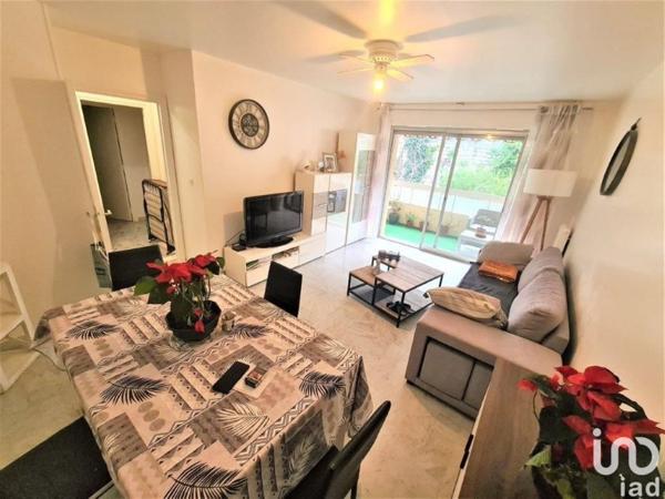 Appartement 2 pièces de 48 m² à Menton (06500)