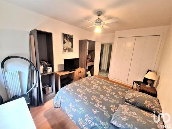 Appartement 2 pièces de 48 m² à Menton (06500)