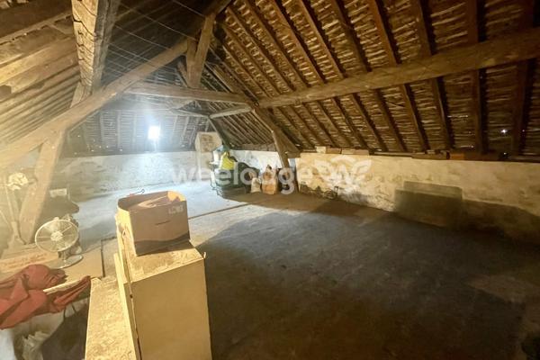 Maison à vendre 5 pièces de 300 m² à Jouy-le-Moutier