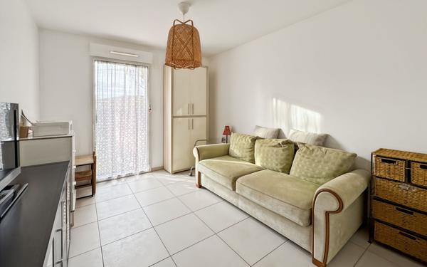 Appartement à vendre    3 pièces • 71,18 m2 Saint-Raphaël