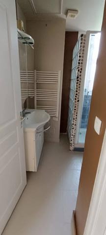 Appartement dans une belle demeure et environnement de qualité.