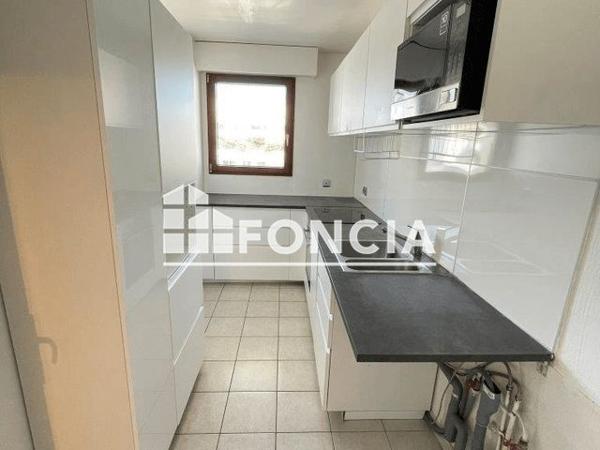 Location Appartement 2 pièces 49.17 m² - 18 RUE GREFFULHE Levallois Perret 92300