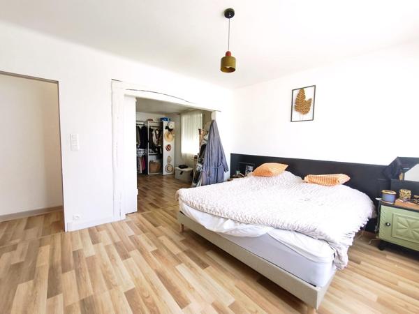 Maison individuelle+garage 40m2+panneaux solaires