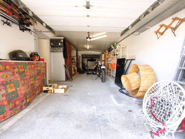 Maison individuelle+garage 40m2+panneaux solaires