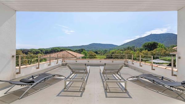 Vente Villa de luxe Le Plan-de-la-Tour 12 Pièces 385 m²
