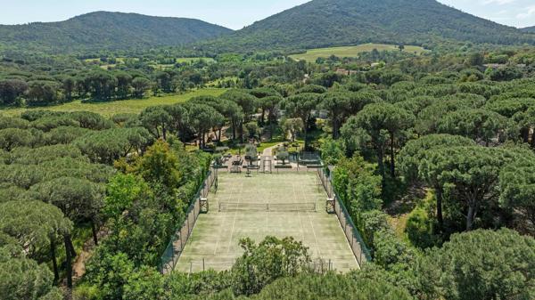 Vente Villa de luxe Le Plan-de-la-Tour 12 Pièces 385 m²
