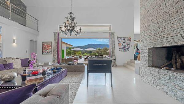 Vente Villa de luxe Le Plan-de-la-Tour 12 Pièces 385 m²