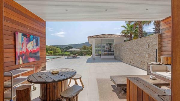 Vente Villa de luxe Le Plan-de-la-Tour 12 Pièces 385 m²