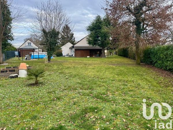 Maison traditionnelle 6 pièces de 108 m² à Corquilleroy (45120)