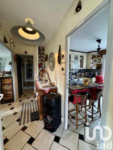 Maison traditionnelle 6 pièces de 108 m² à Corquilleroy (45120)