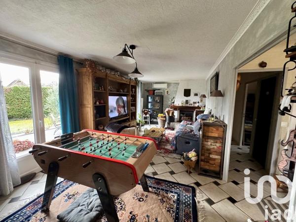 Maison traditionnelle 6 pièces de 108 m² à Corquilleroy (45120)