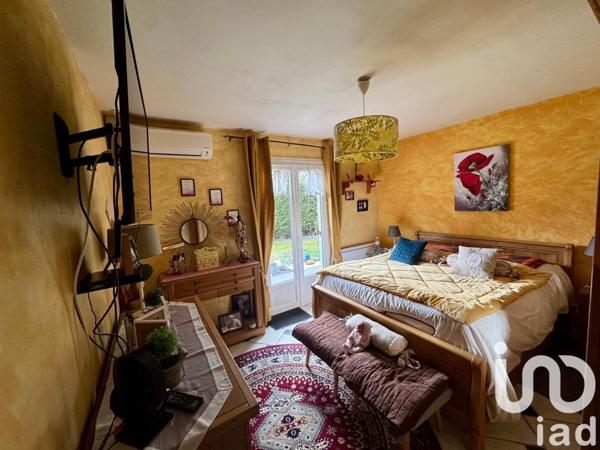 Maison traditionnelle 6 pièces de 108 m² à Corquilleroy (45120)