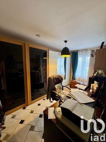 Maison traditionnelle 6 pièces de 108 m² à Corquilleroy (45120)