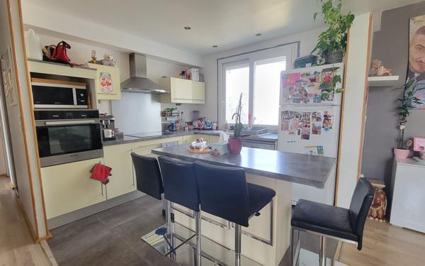 Appartement à vendre    4 pièces • 75 m2 Sorgues