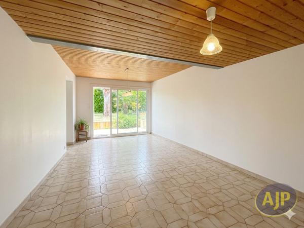 Vente maison La Roche Sur Yon : 182 070 € - AJP Immobilier La Roche-sur-Yon