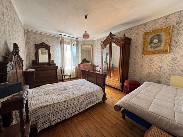 Maison L Isle Jourdain 7 pièce(s)