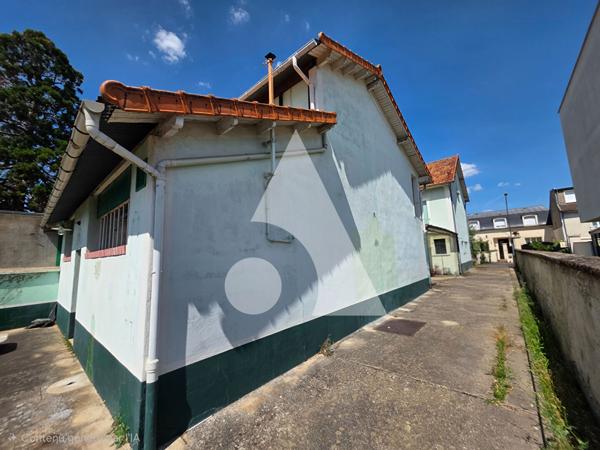 Maison 18 pièces 385 m2