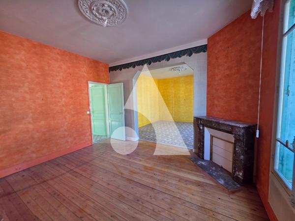 Maison 18 pièces 385 m2