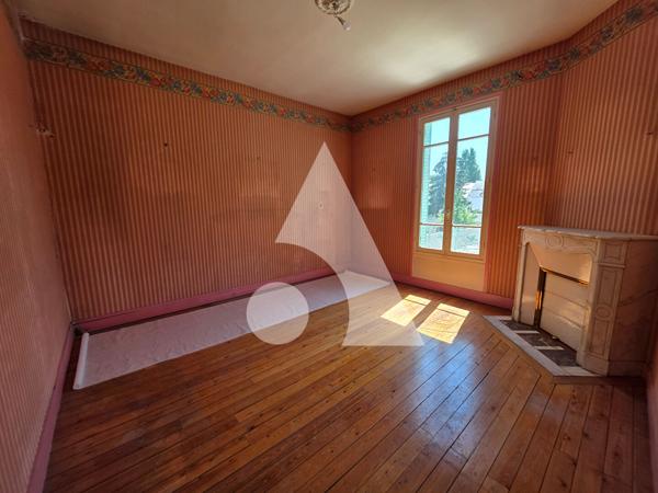 Maison 18 pièces 385 m2