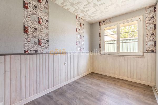 Vente
                Maison147 m² - 7 Pièces -
                    BELLEVIGNY (85170)