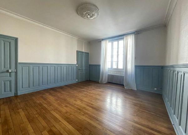 Maison Bourgeoise - Hyper centre de la Roche Sur Yon