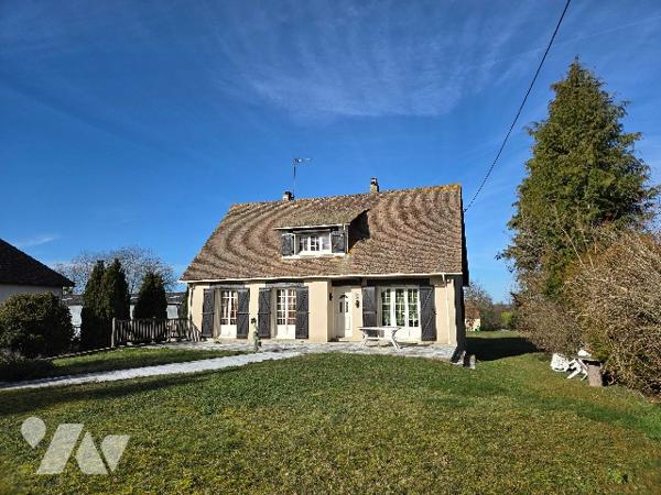 L'Etude de Maître Céline YVER-FOURQUEMIN, Notaire à ARGENTAN (Orne), vous propose :