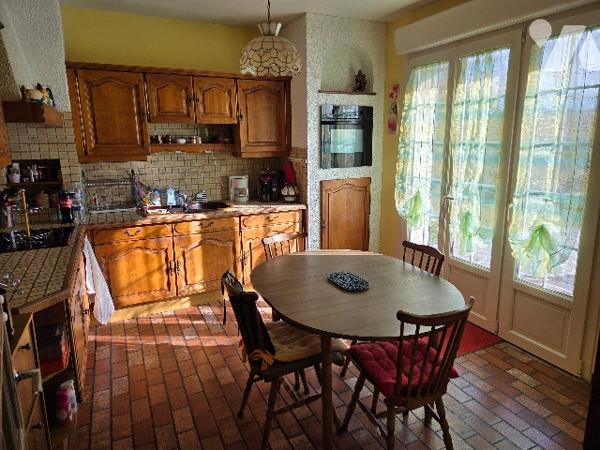 L'Etude de Maître Céline YVER-FOURQUEMIN, Notaire à ARGENTAN (Orne), vous propose :