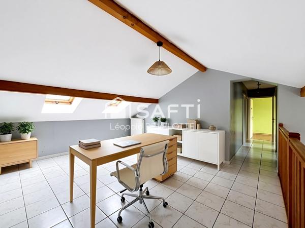 Superbe maison avec garage, terrasse et jardin