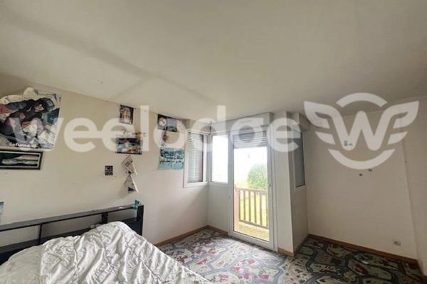 Maison à vendre 12 pièces de 320 m² à Saint-Clair-sur-Epte