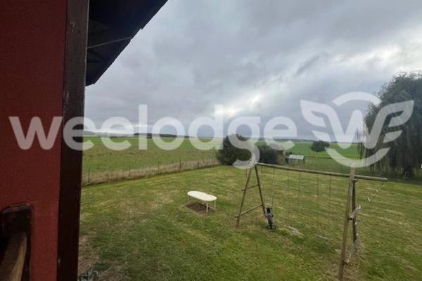 Maison à vendre 12 pièces de 320 m² à Saint-Clair-sur-Epte