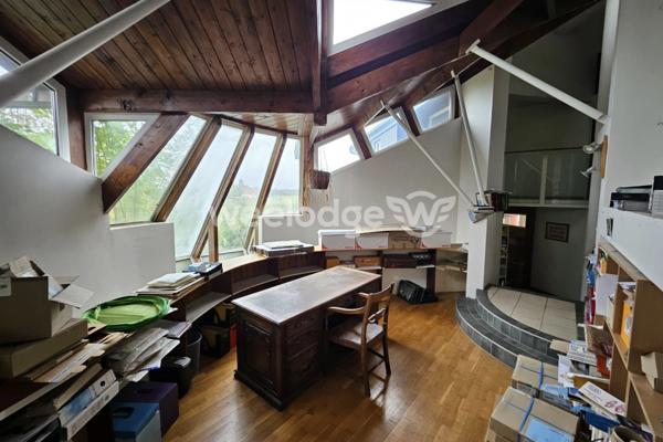 Maison à vendre 12 pièces de 320 m² à Saint-Clair-sur-Epte