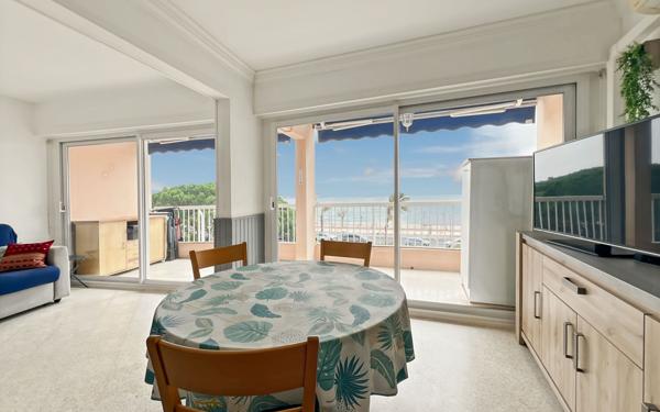 Appartement à vendre    3 pièces • 52,25 m2 Fréjus