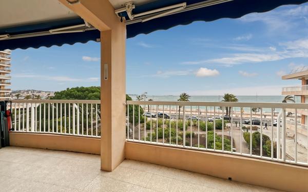 Appartement à vendre    3 pièces • 52,25 m2 Fréjus