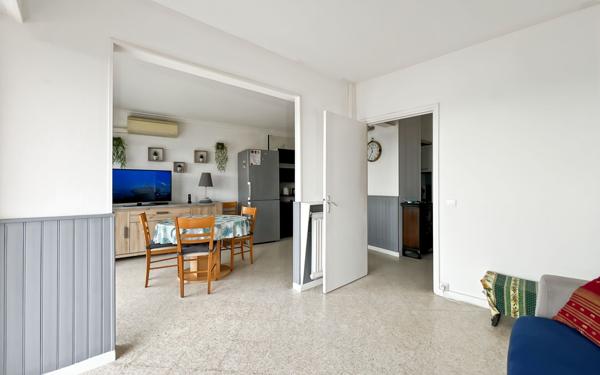 Appartement à vendre    3 pièces • 52,25 m2 Fréjus