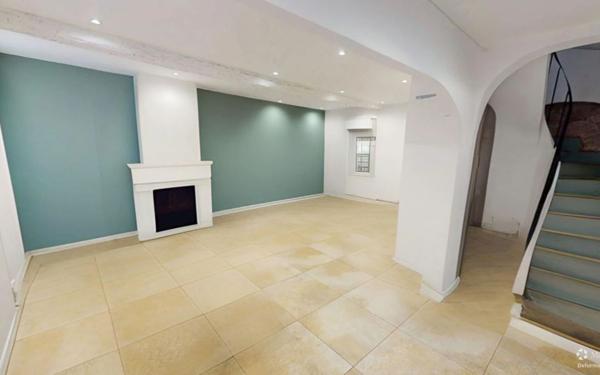 Maison à vendre    3 pièces • 169,79 m2 La Farlède