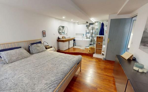 Maison à vendre    3 pièces • 169,79 m2 La Farlède