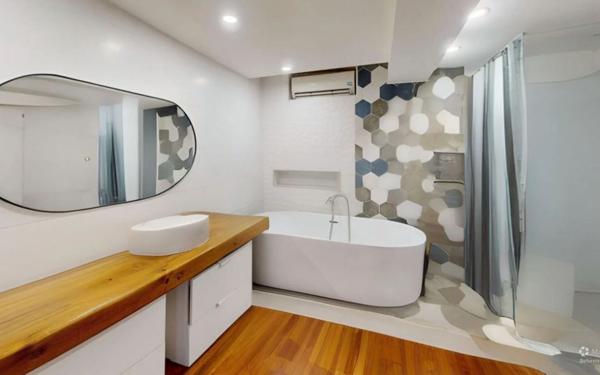 Maison à vendre    3 pièces • 169,79 m2 La Farlède