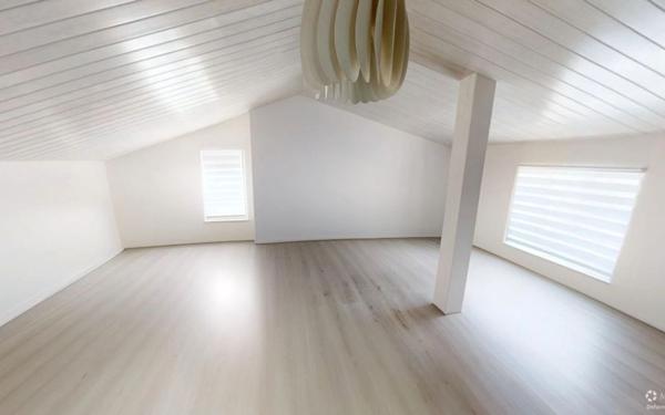 Maison à vendre    3 pièces • 169,79 m2 La Farlède