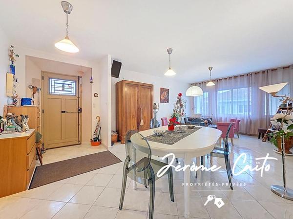 Maison Nimes 7 pièce(s) 170 m2