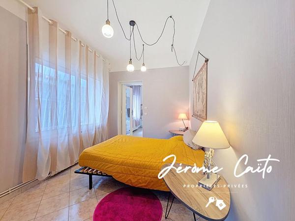 Maison Nimes 7 pièce(s) 170 m2