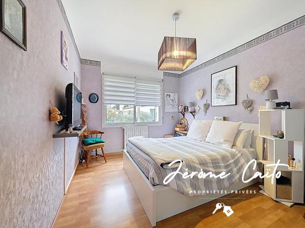 Maison Nimes 7 pièce(s) 170 m2