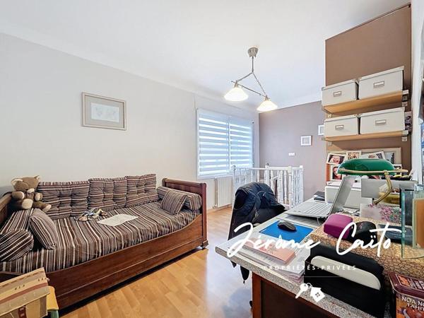 Maison Nimes 7 pièce(s) 170 m2